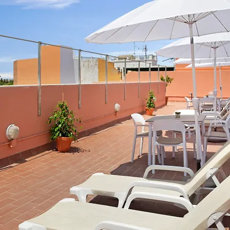 Apartment Metropolis Sevilla *